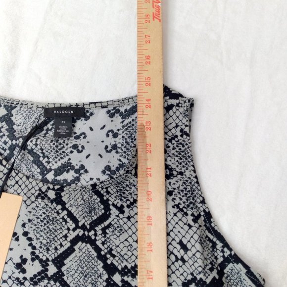 Halogen Snakeskin Print Sleeveless Top XS - Picture 7 of 9